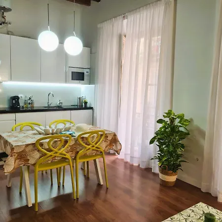 Vina P. Centro Málaga